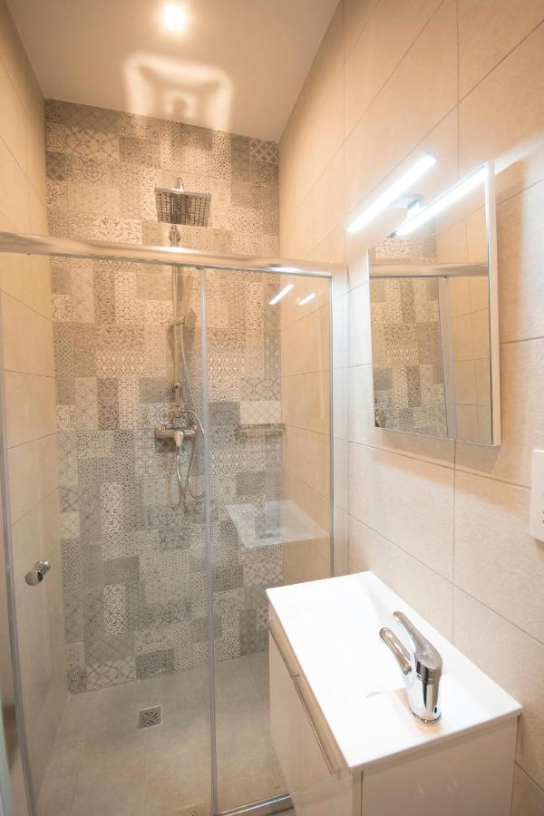 4 Bedroom Apartment Near Sliema Seafront Exterior photo