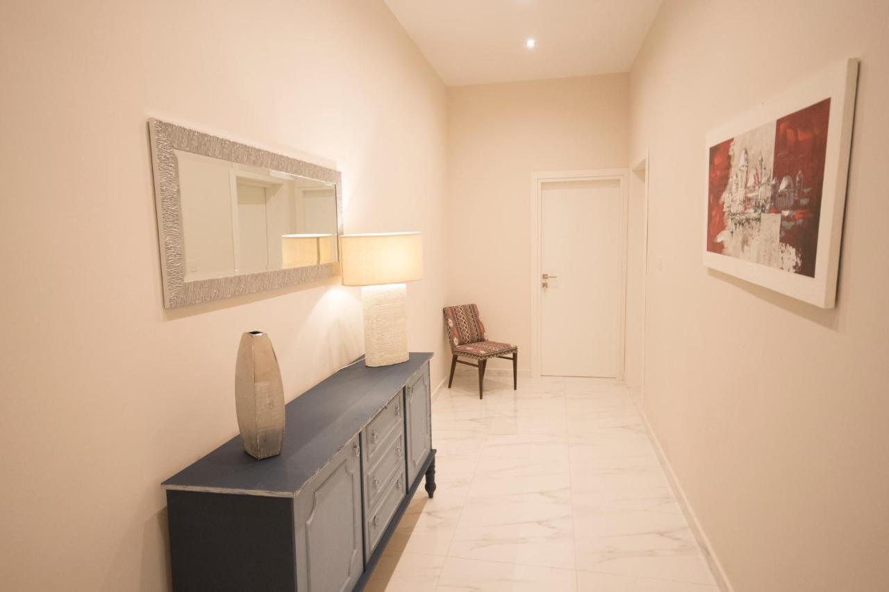 4 Bedroom Apartment Near Sliema Seafront Exterior photo